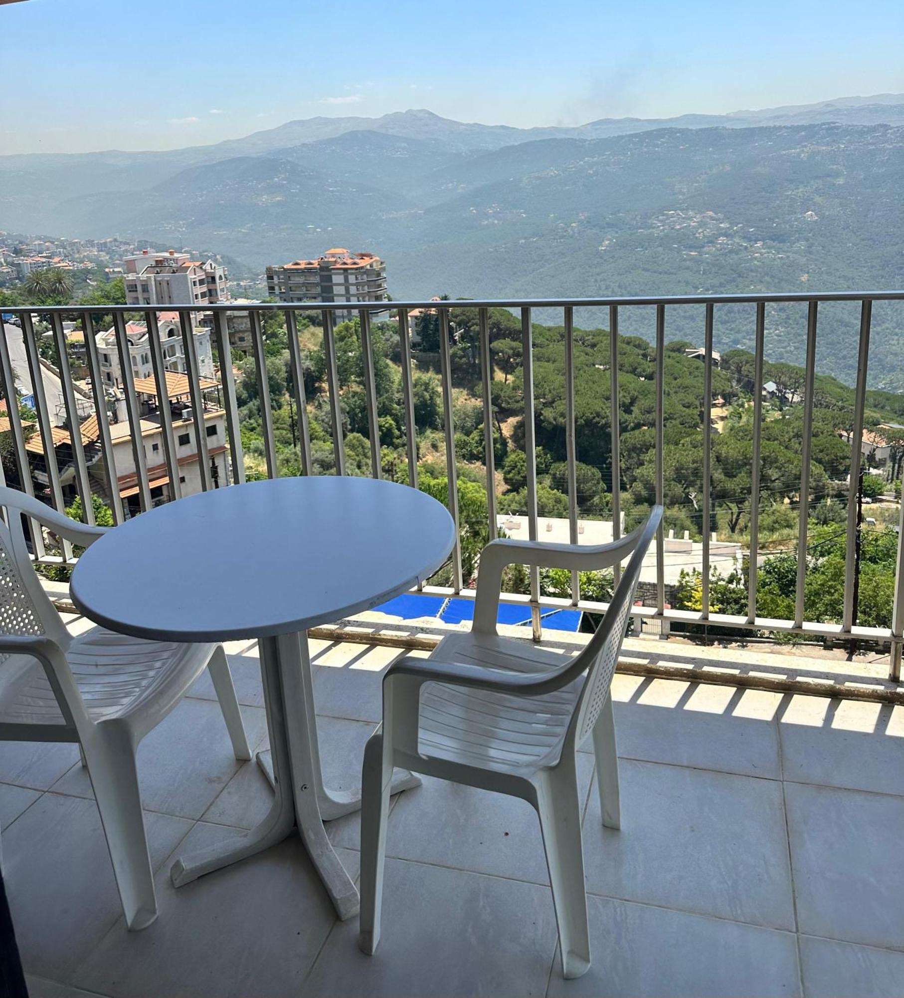 Hotel Le Crillon Burummana Zewnętrze zdjęcie