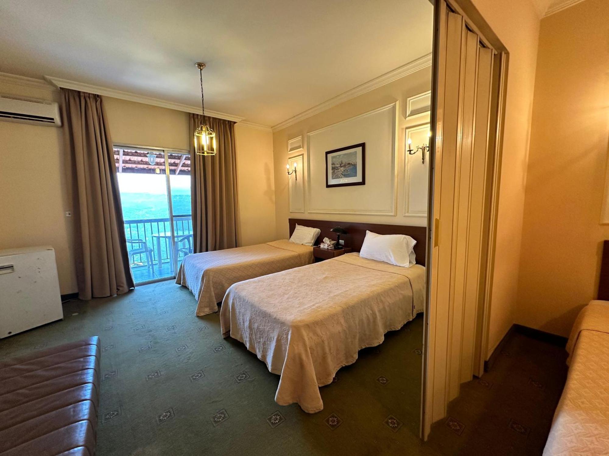 Hotel Le Crillon Burummana Zewnętrze zdjęcie